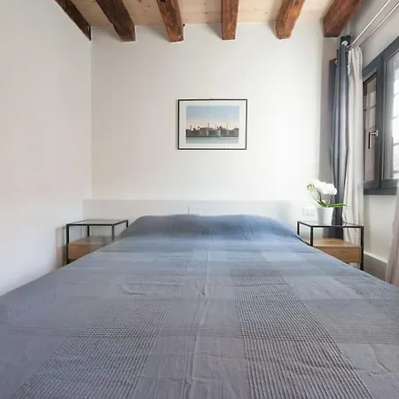 Ca' Ferrando, Brand New Apartment, Experienced Host! * 베니스