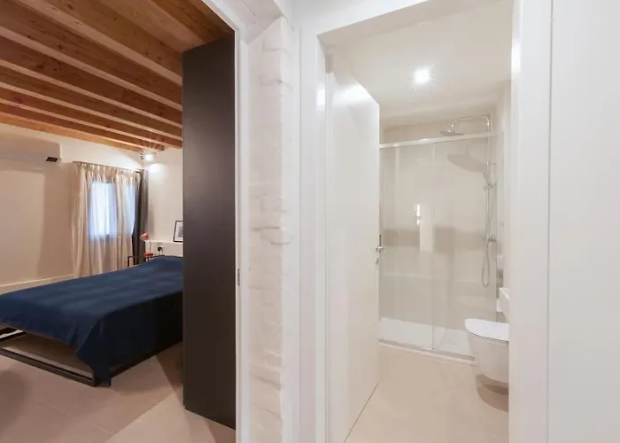 Ca' Ferrando, Brand New Apartment, Experienced Host! Apartmán Benátky