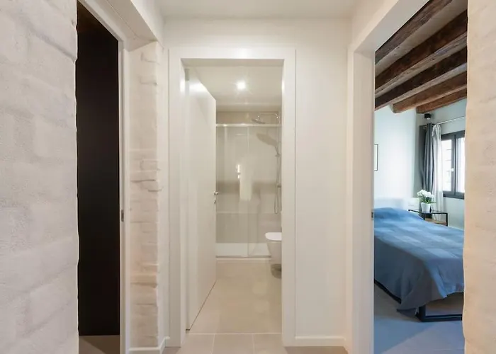 Апартаменты Ca' Ferrando, Brand New Apartment, Experienced Host!